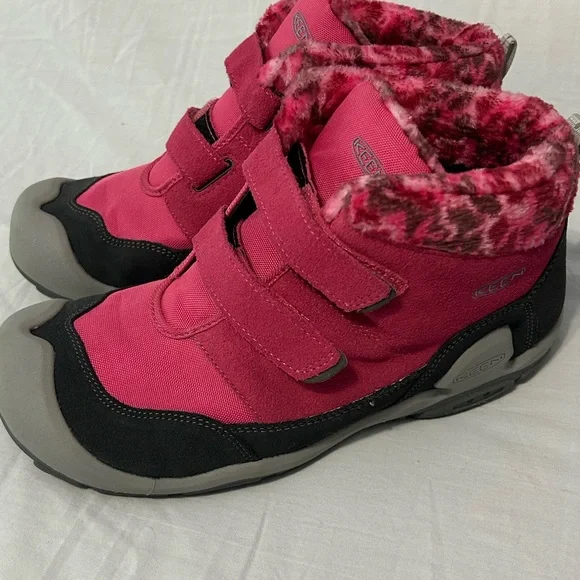 Keen Girls Knotch Chukka Boots hook/loop closure Size 7 pink - Picture 4 of 12